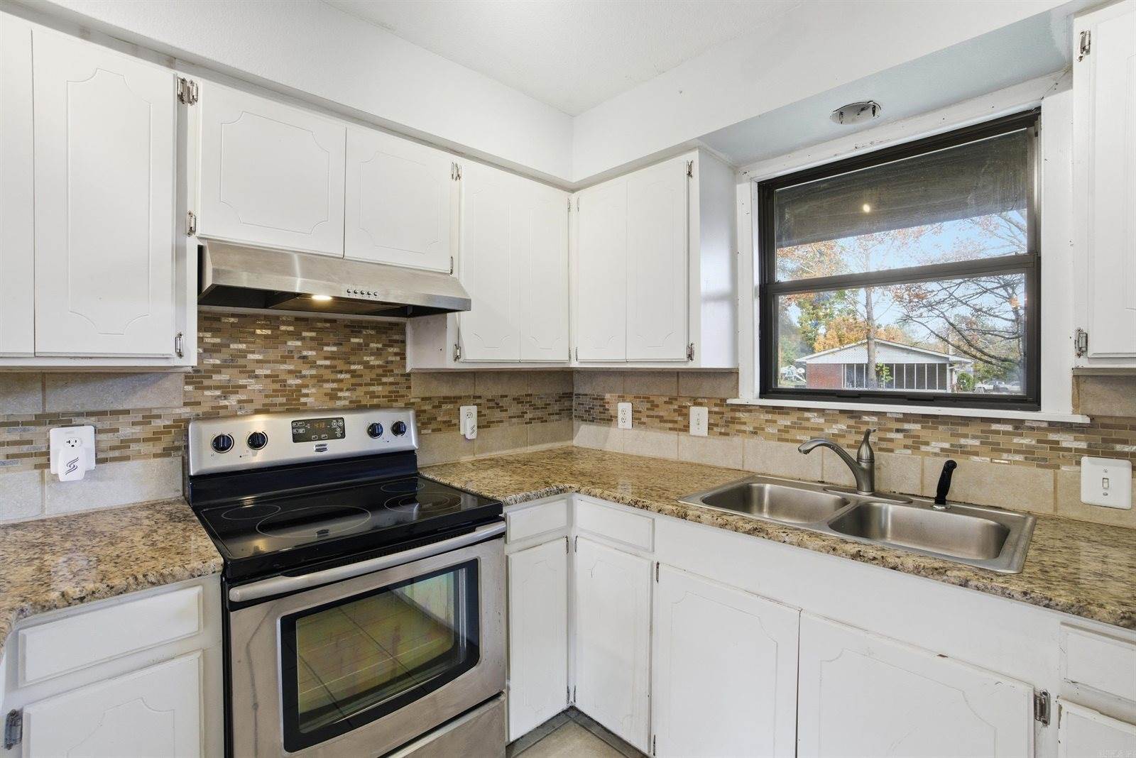 907 Mountain Valley Drive, Perryville, AR 72126