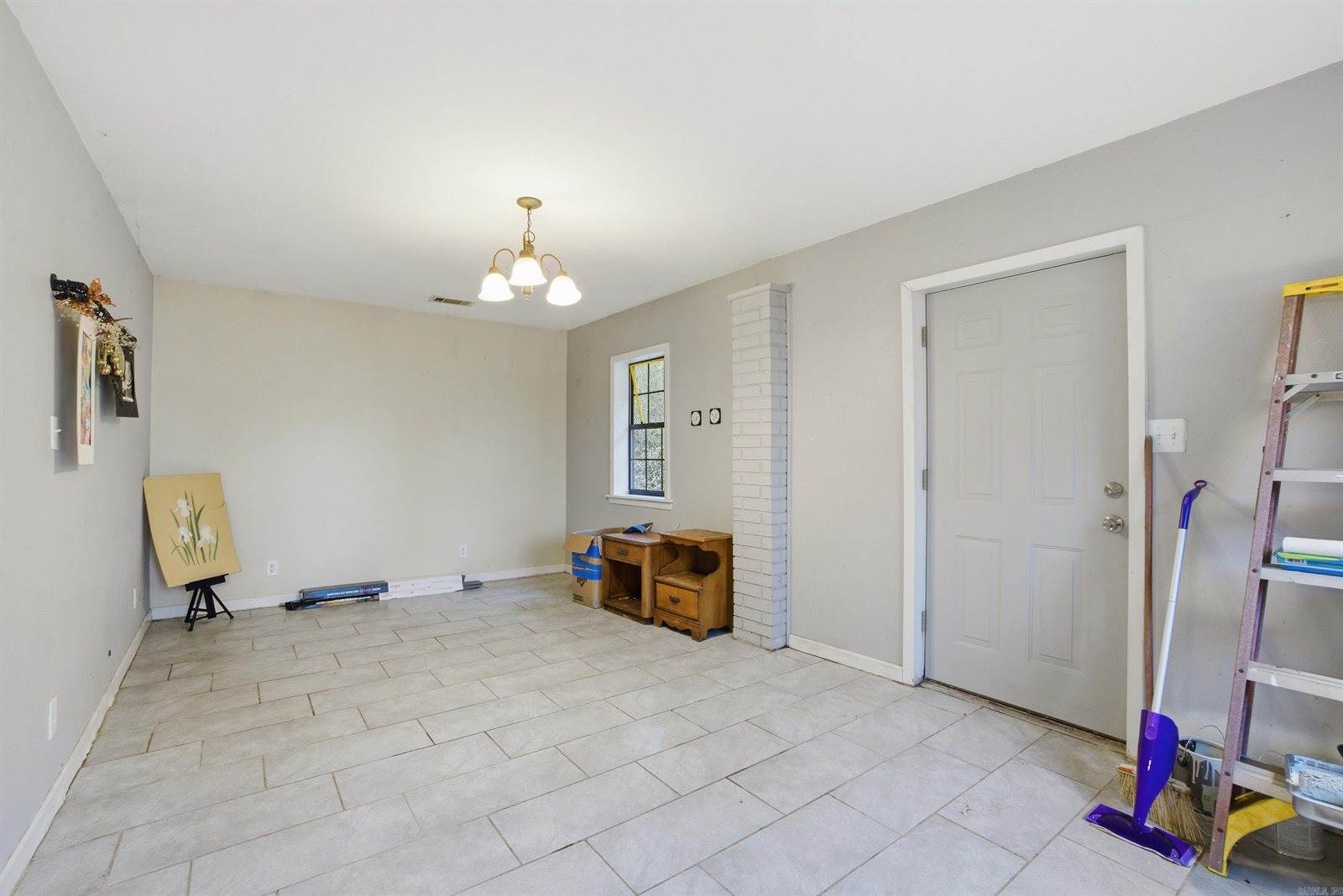 907 Mountain Valley Drive, Perryville, AR 72126