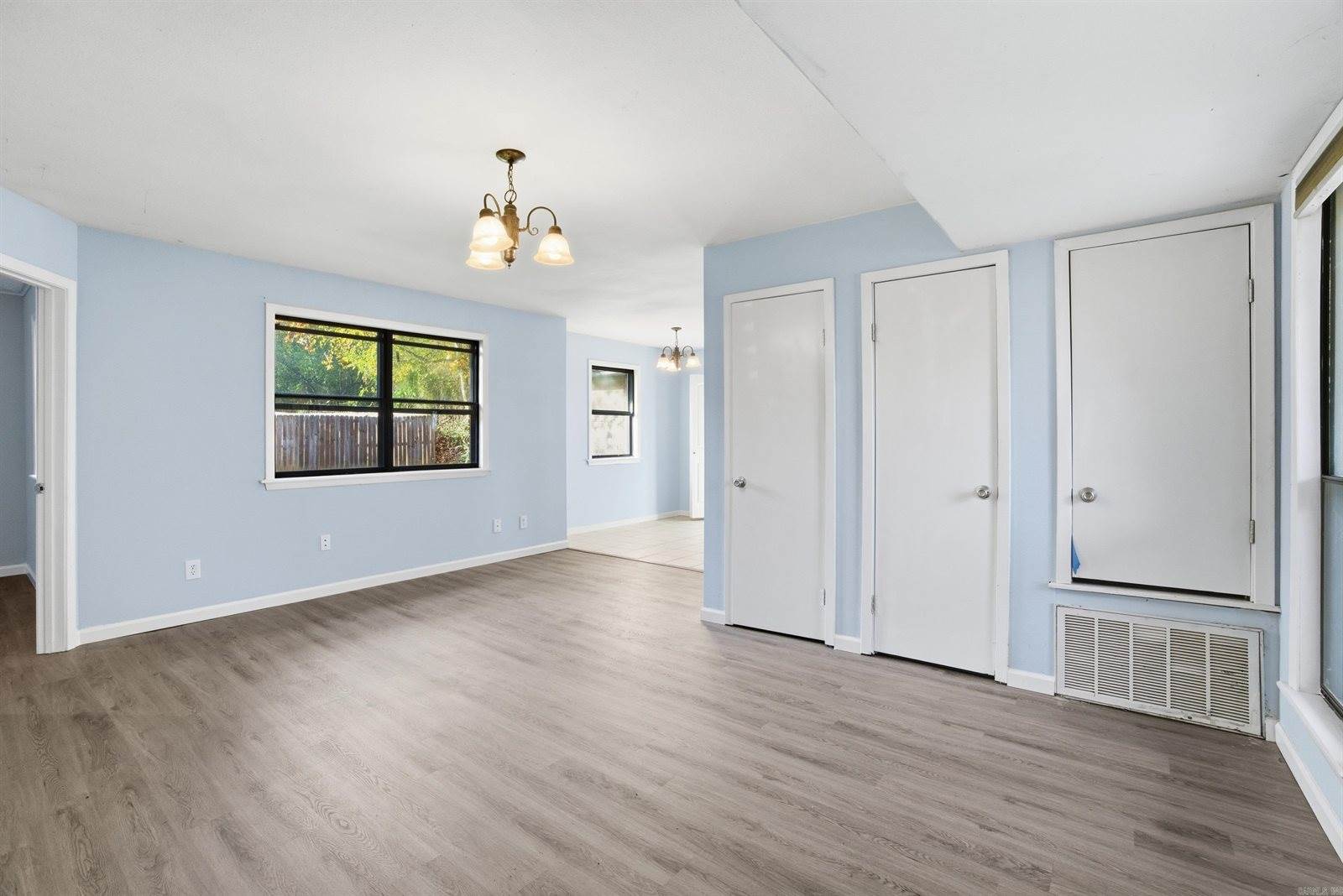 907 Mountain Valley Drive, Perryville, AR 72126