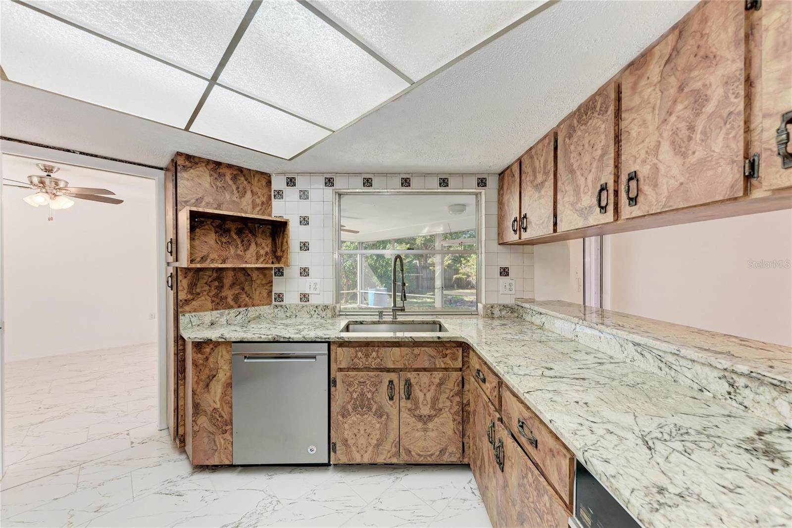 6439 Friendship Drive, Sarasota, FL 34241