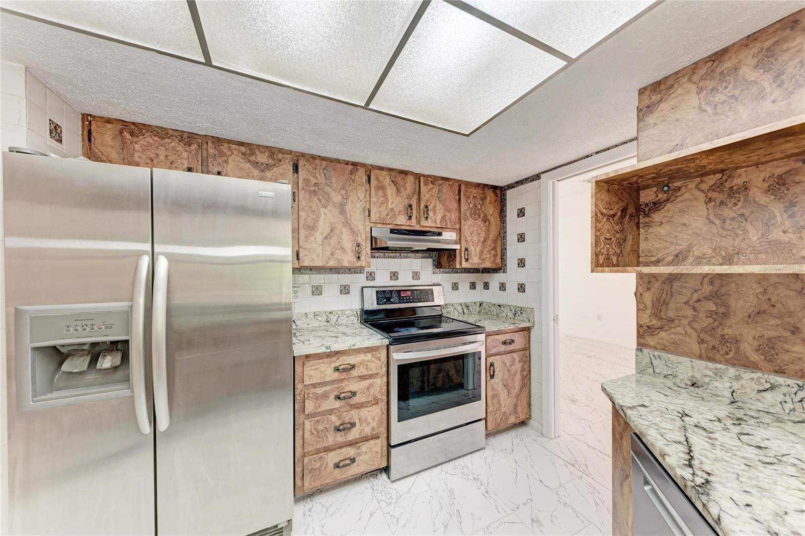 6439 Friendship Drive, Sarasota, FL 34241