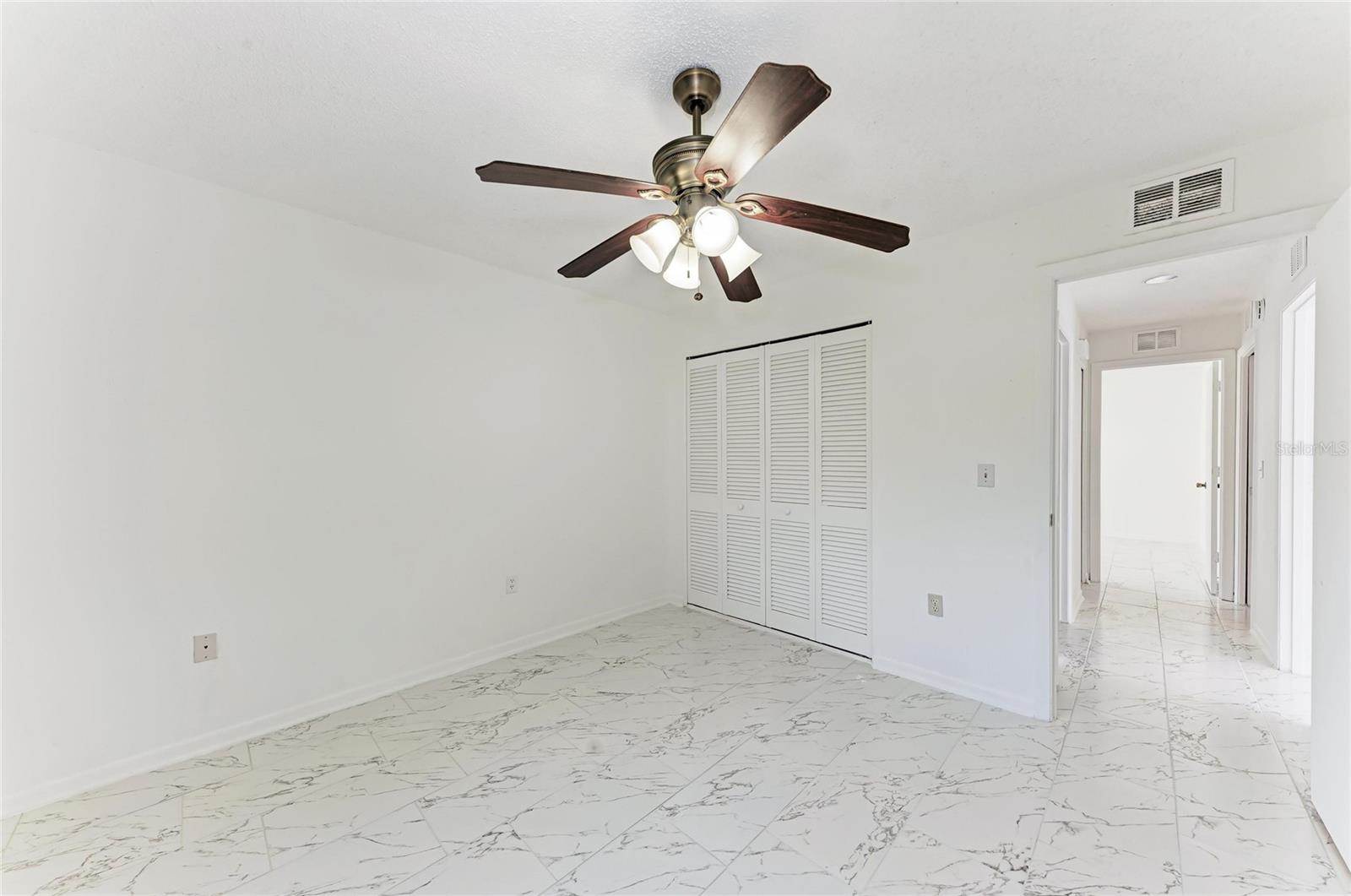 6439 Friendship Drive, Sarasota, FL 34241