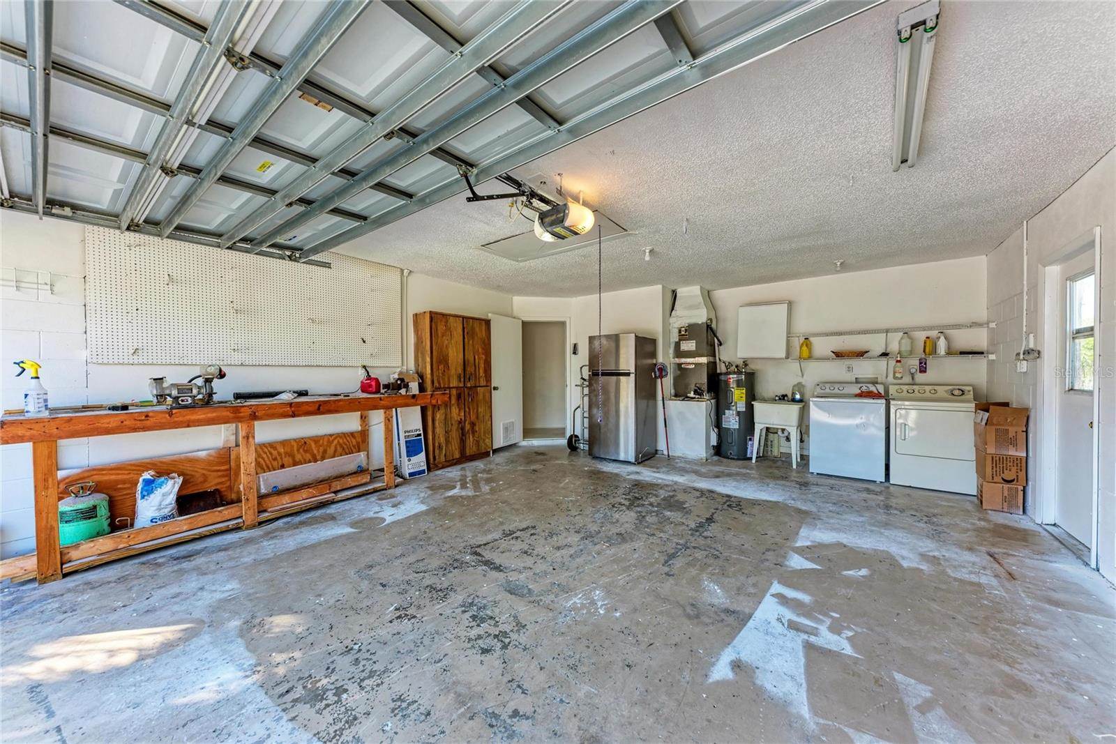 6439 Friendship Drive, Sarasota, FL 34241