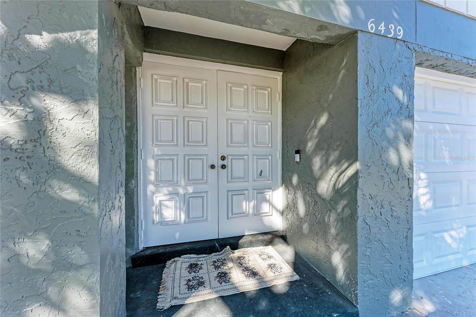 6439 Friendship Drive, Sarasota, FL 34241