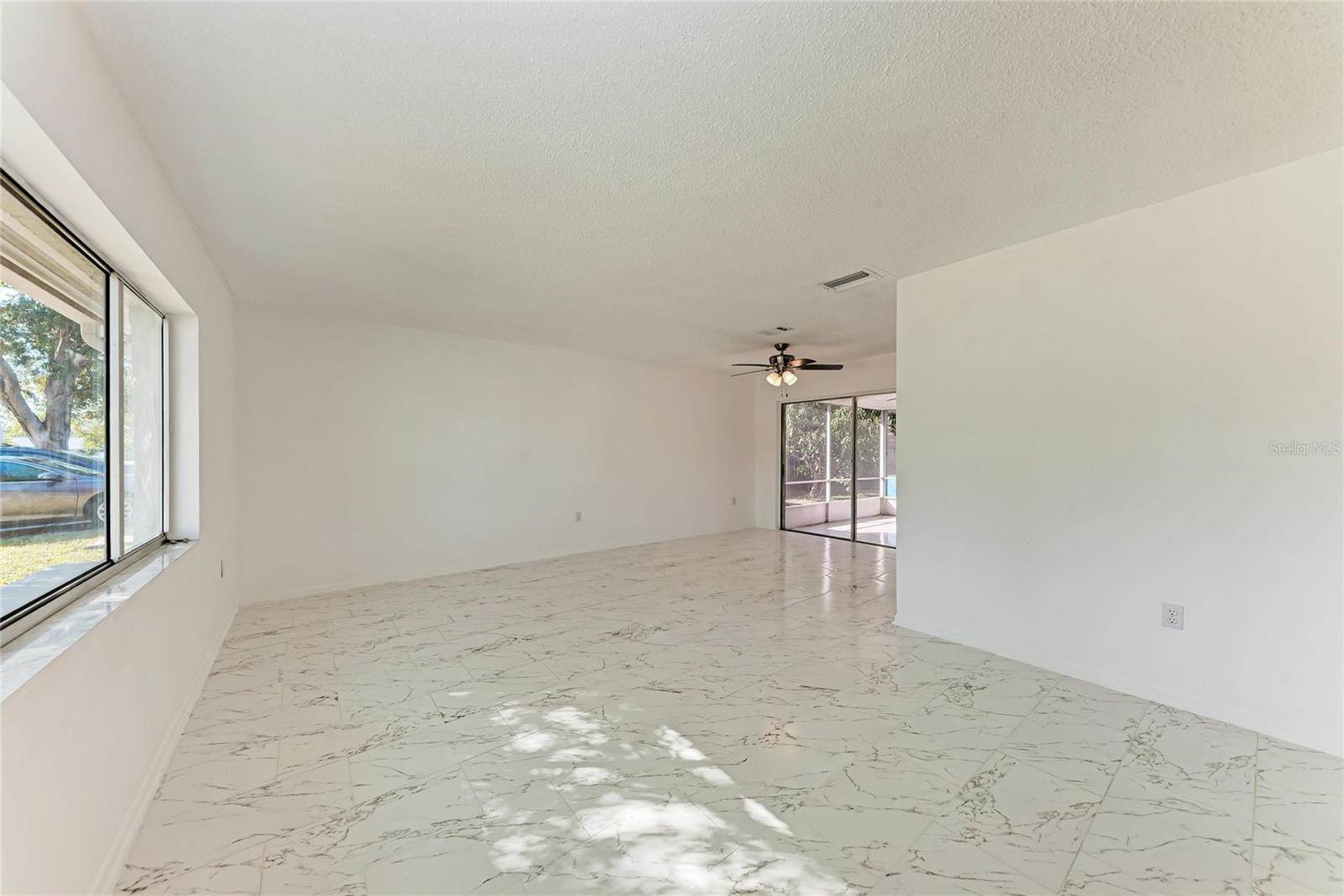 6439 Friendship Drive, Sarasota, FL 34241