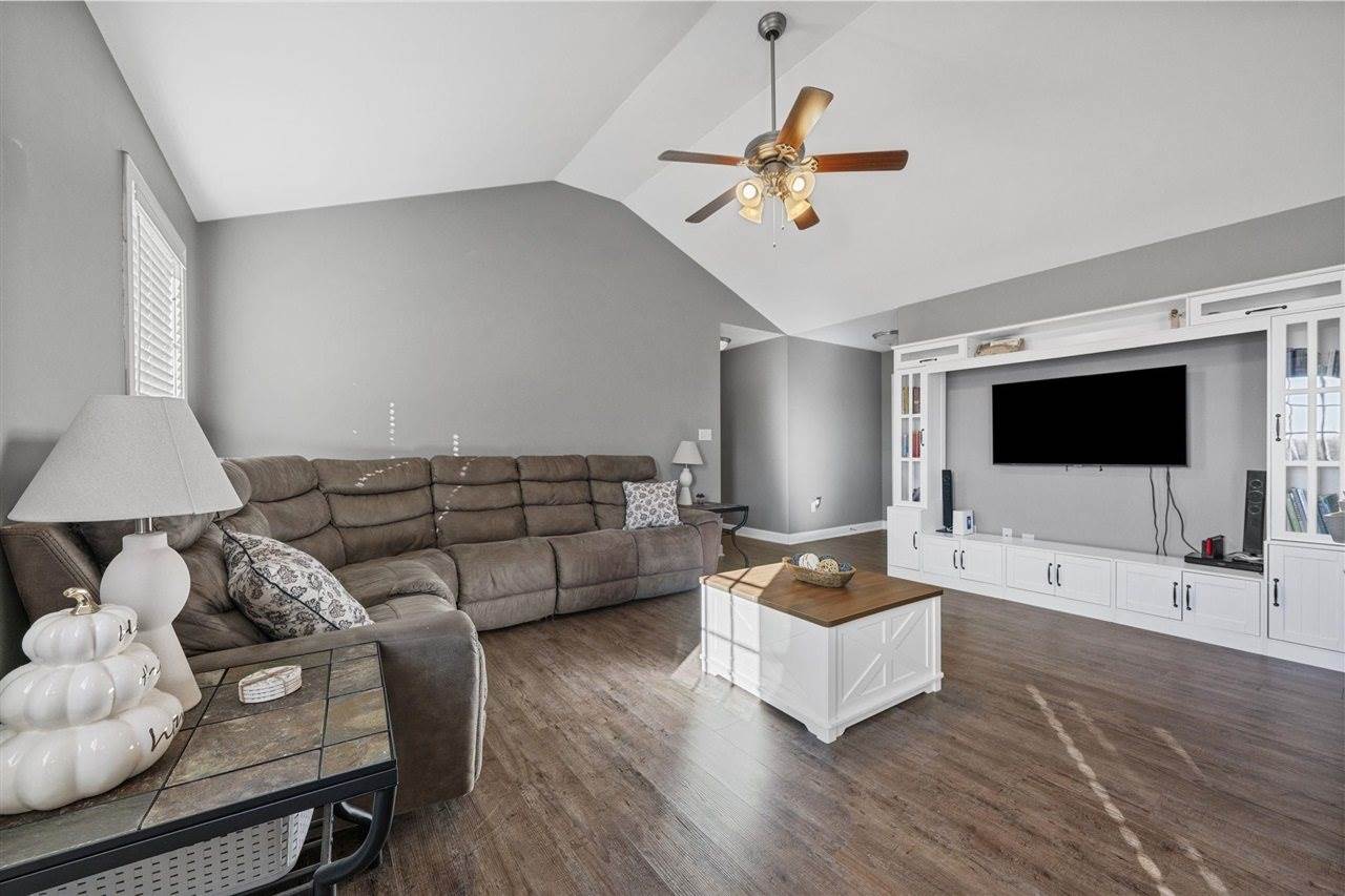 1311 Huron Way, Bowling Green, KY 42101