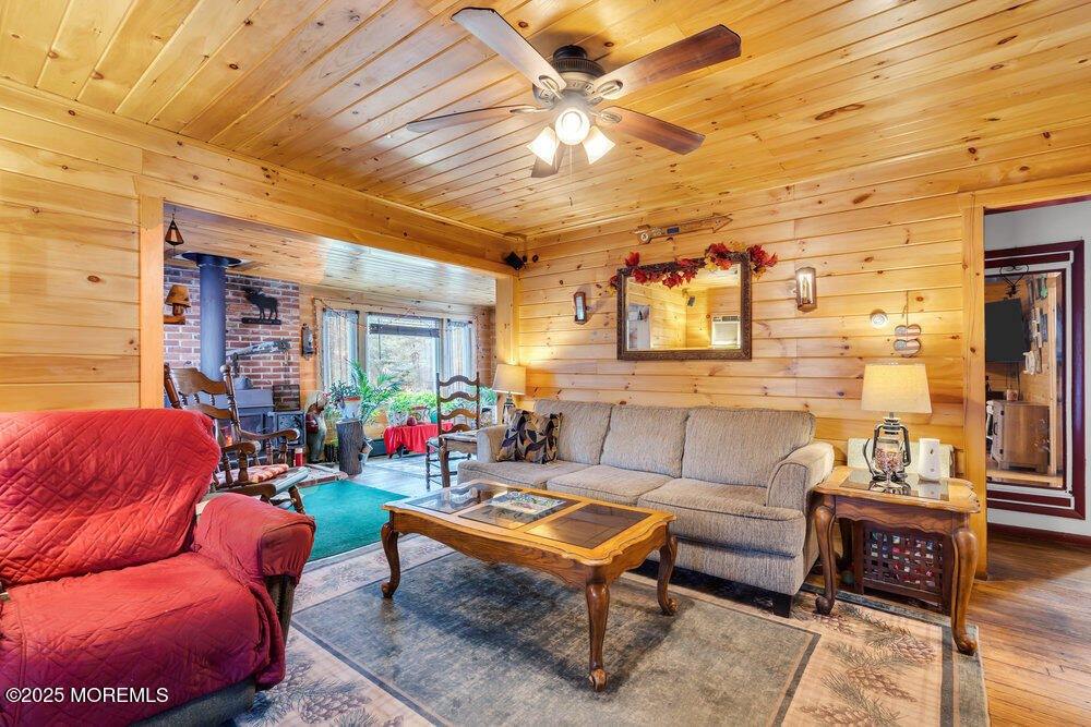 52 Sturm Lane, Jackson, NJ 08527