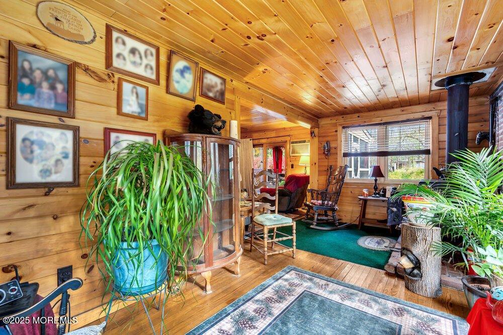 52 Sturm Lane, Jackson, NJ 08527