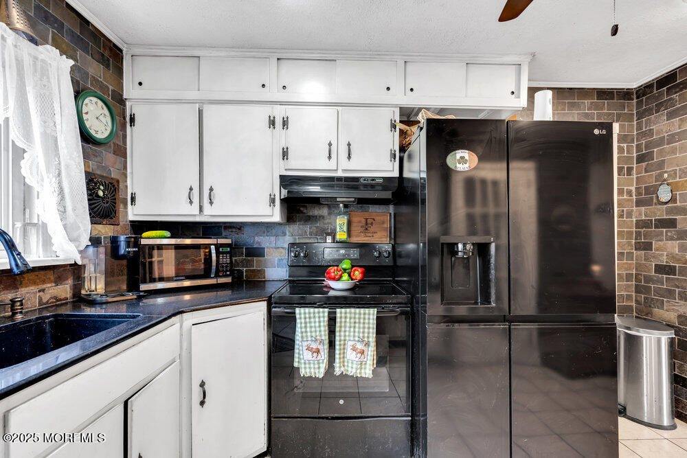 52 Sturm Lane, Jackson, NJ 08527