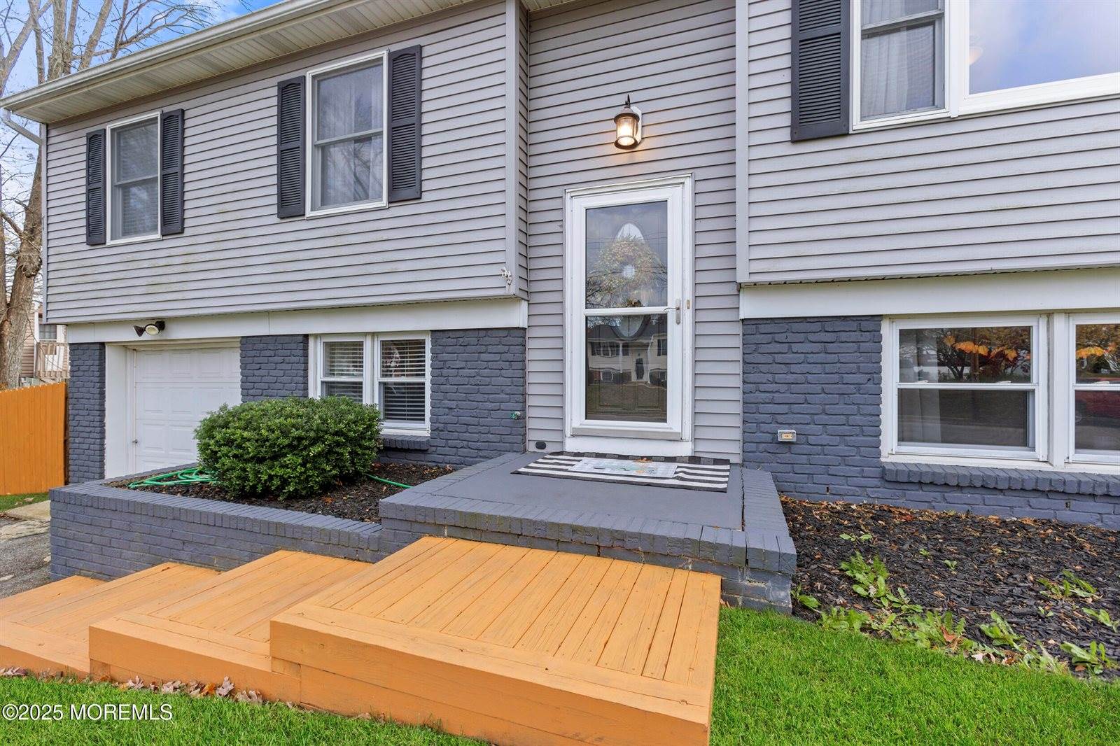 359 Colonial Drive, Toms River, NJ 08753