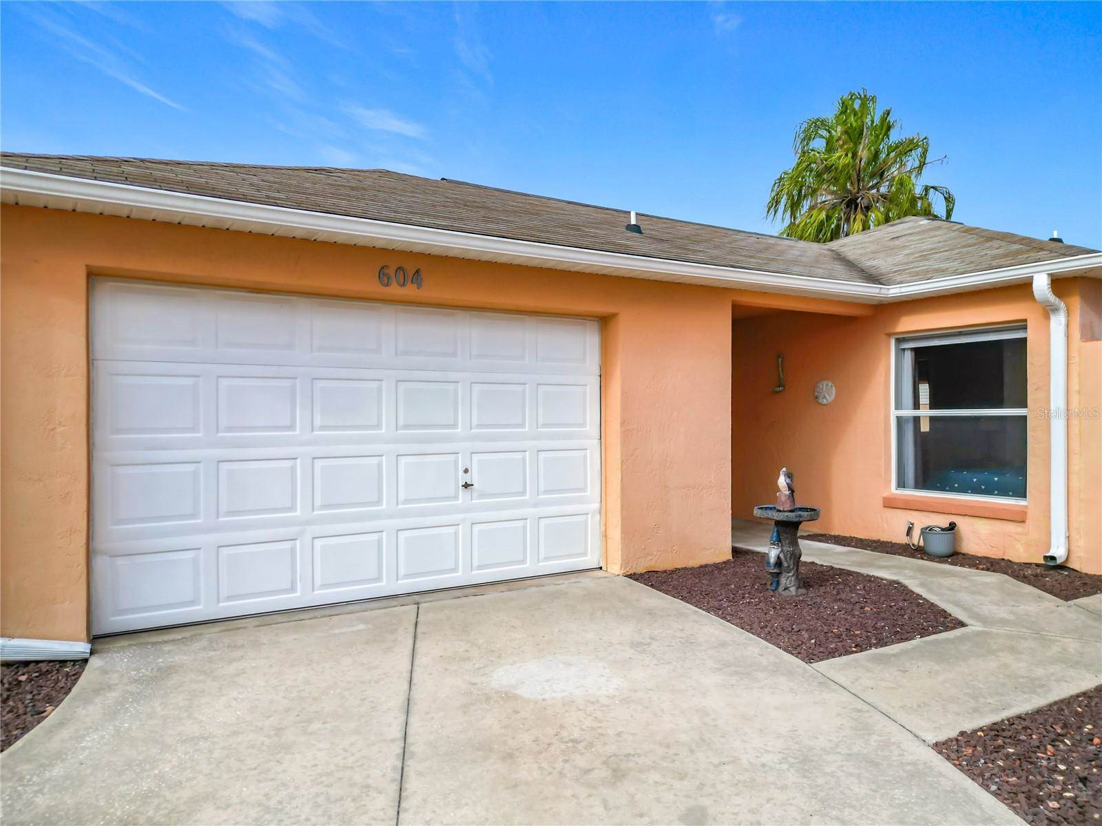 604 Nuevo Leon Lane, The Villages, FL 32159