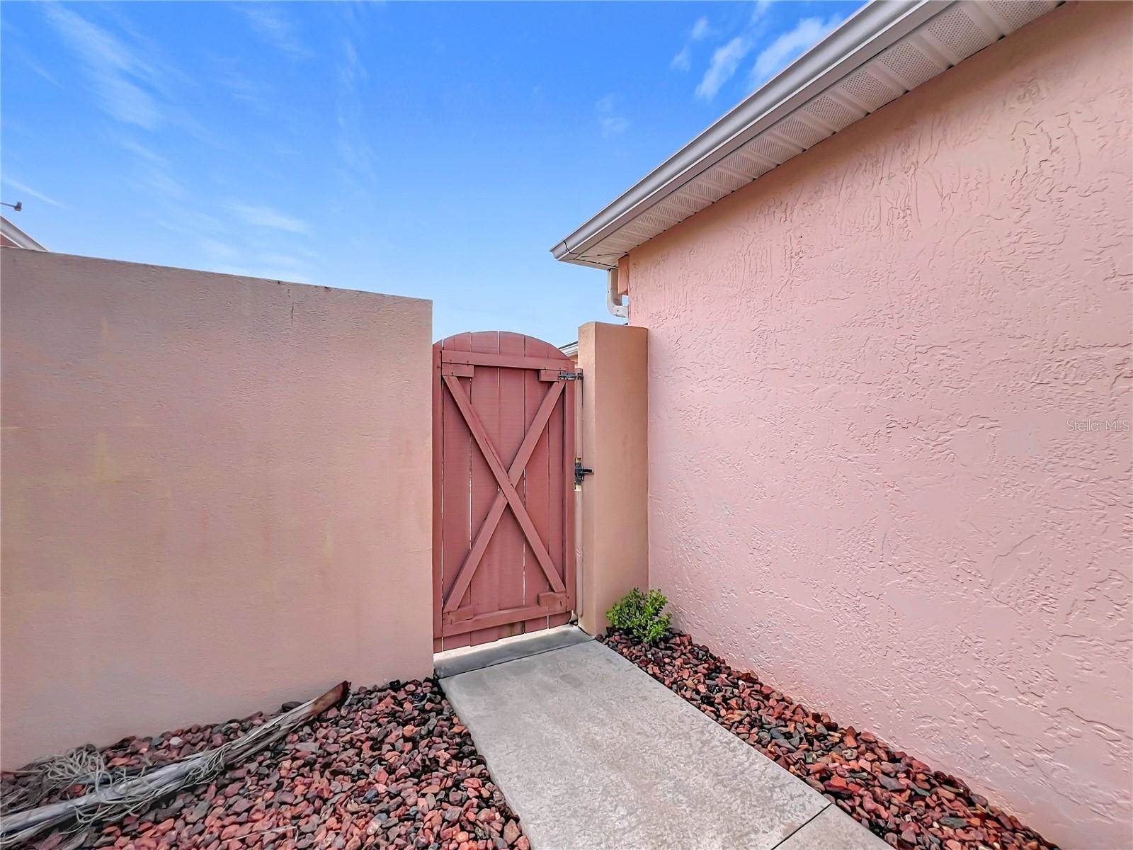 604 Nuevo Leon Lane, The Villages, FL 32159