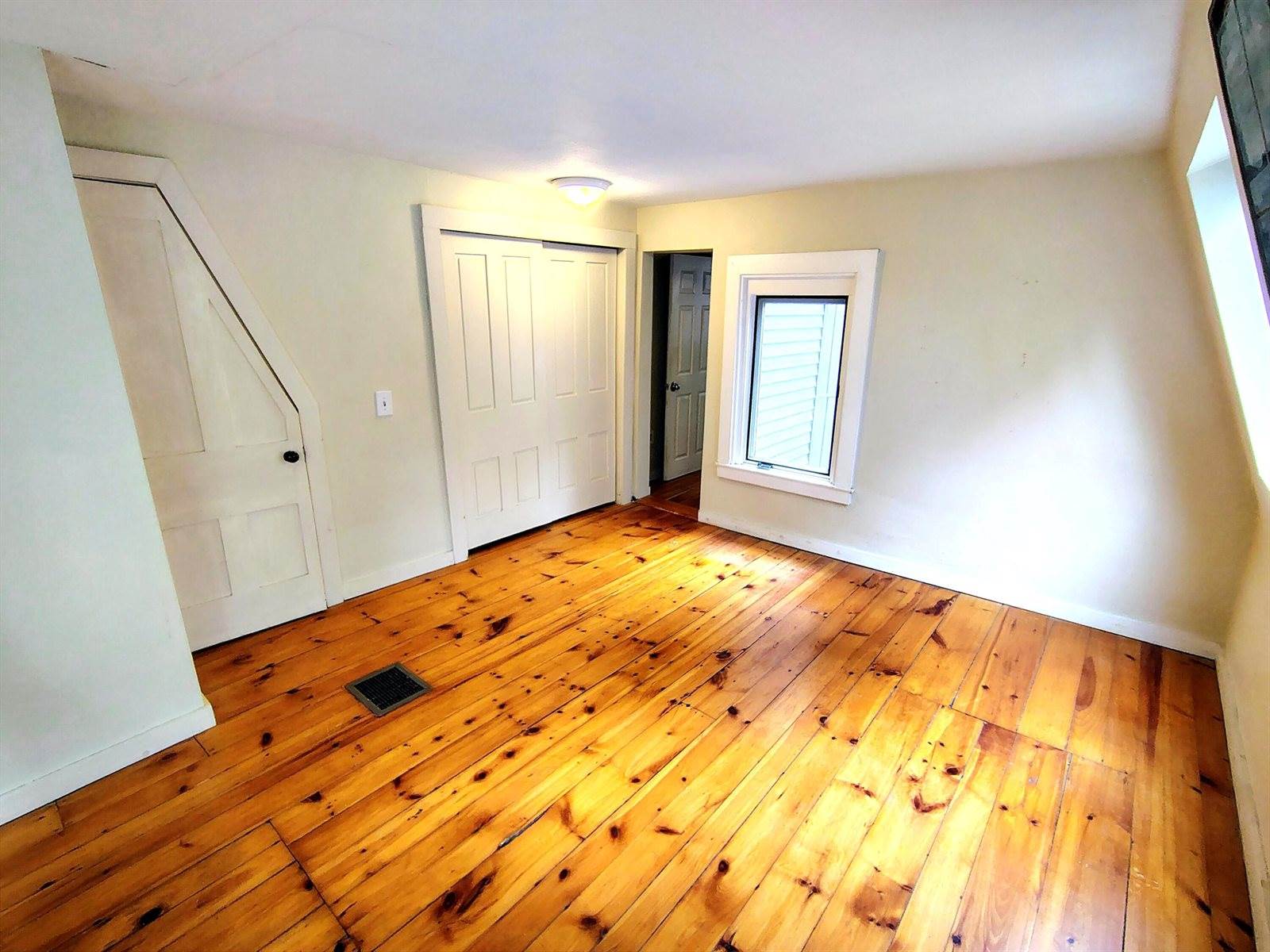 661 Herrick Road, Sedgwick, ME 04673