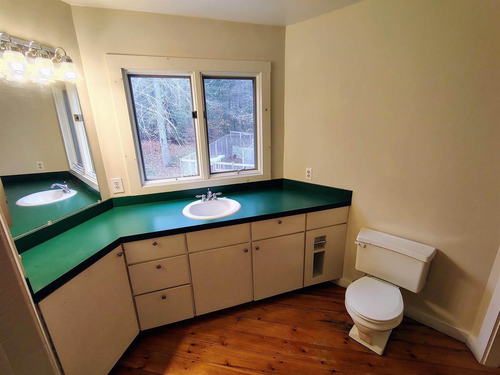 661 Herrick Road, Sedgwick, ME 04673