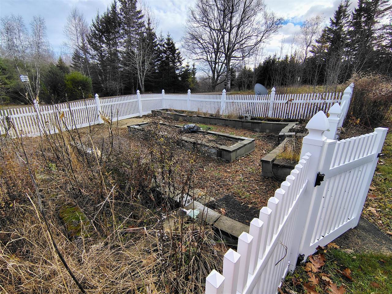 661 Herrick Road, Sedgwick, ME 04673