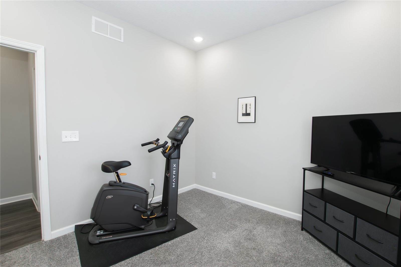 1416 NE 2nd Street, Stuart, IA 50250