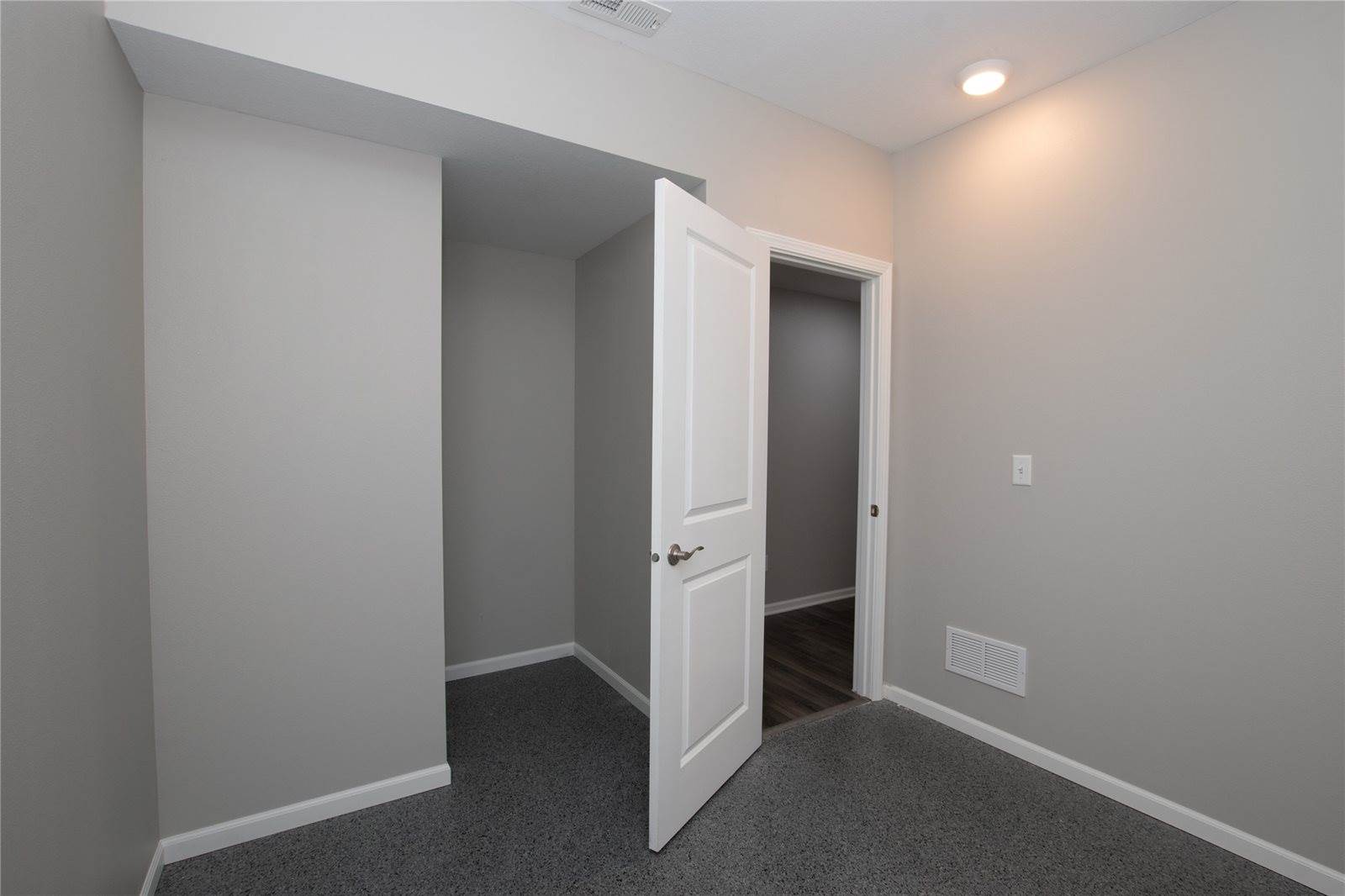 1416 NE 2nd Street, Stuart, IA 50250