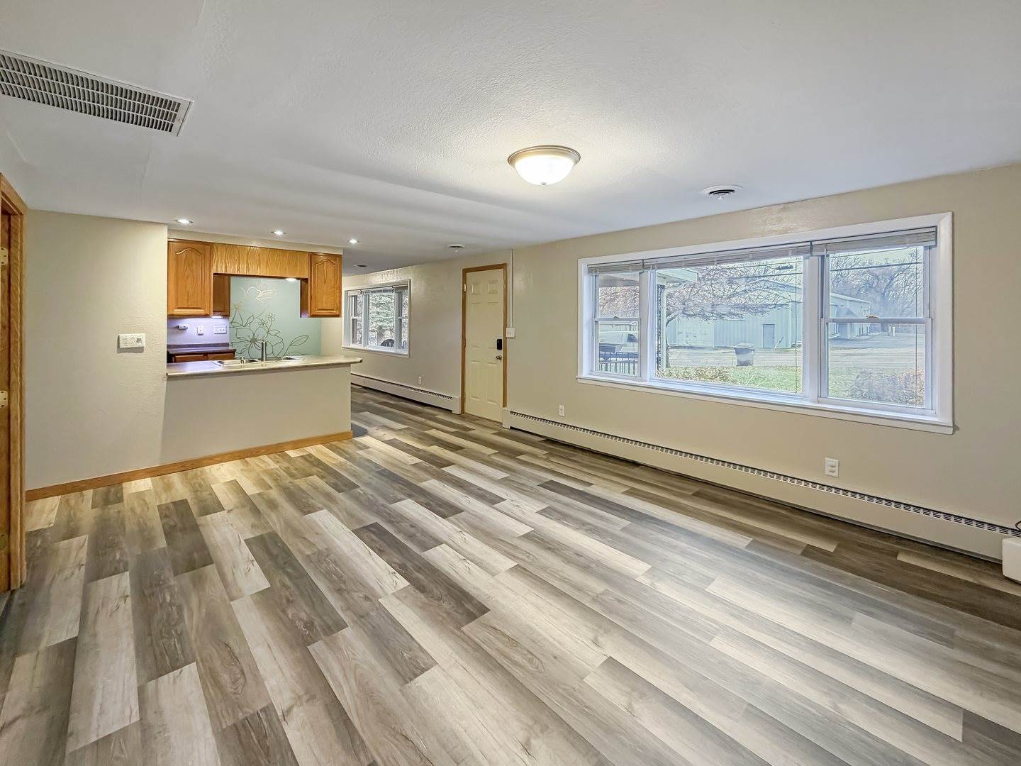 108 East South Street, Freeport, IL 61032