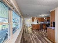 108 East South Street, Freeport, IL 61032