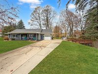 108 East South Street, Freeport, IL 61032