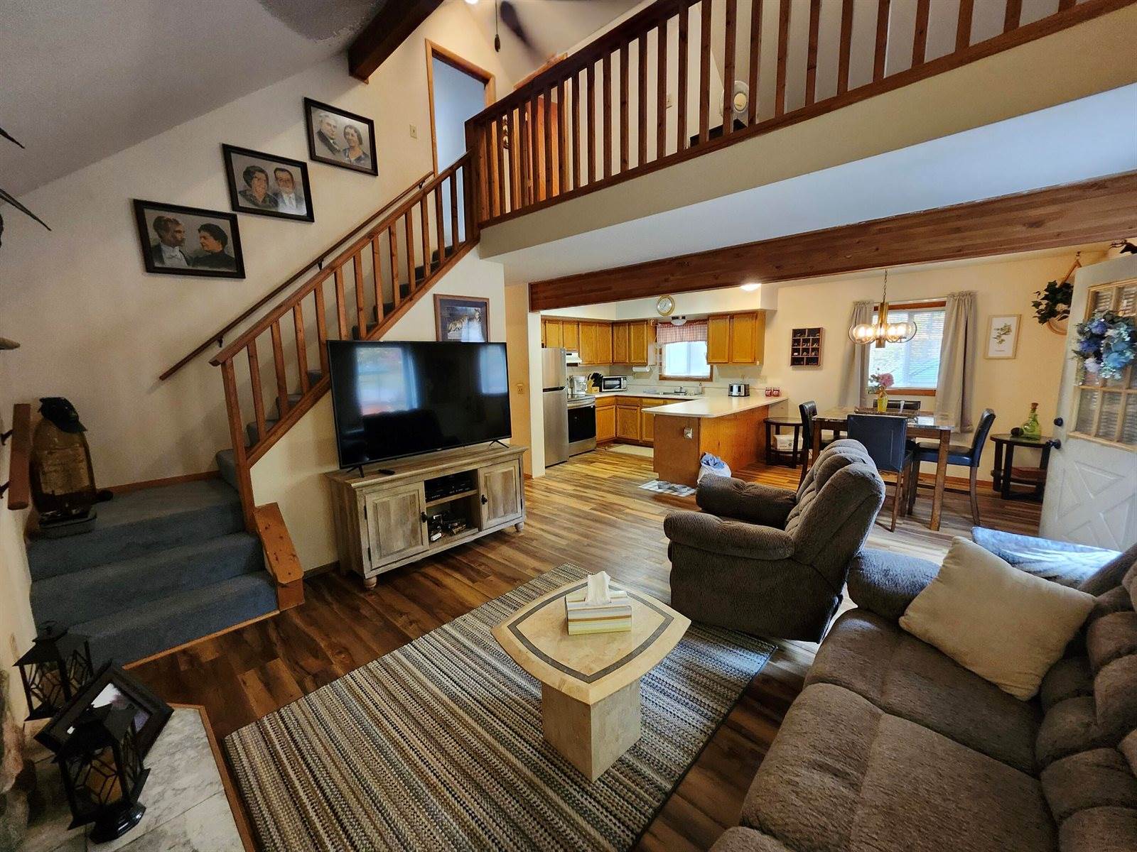 108 Deerwood Court, Roscommon, MI 48653