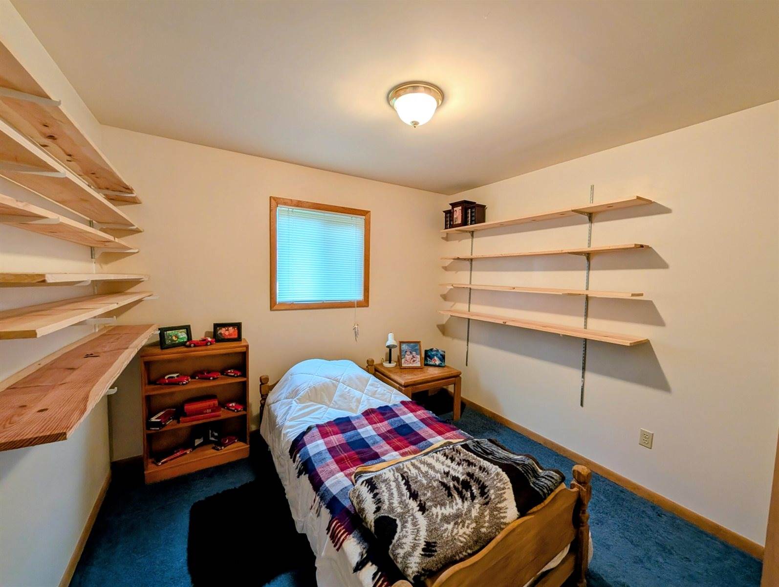 108 Deerwood Court, Roscommon, MI 48653