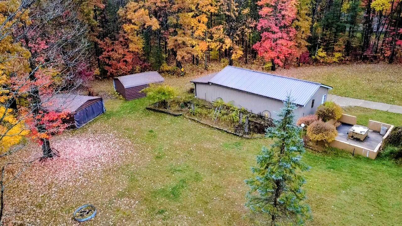 108 Deerwood Court, Roscommon, MI 48653