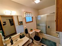 108 Deerwood Court, Roscommon, MI 48653