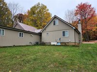 108 Deerwood Court, Roscommon, MI 48653