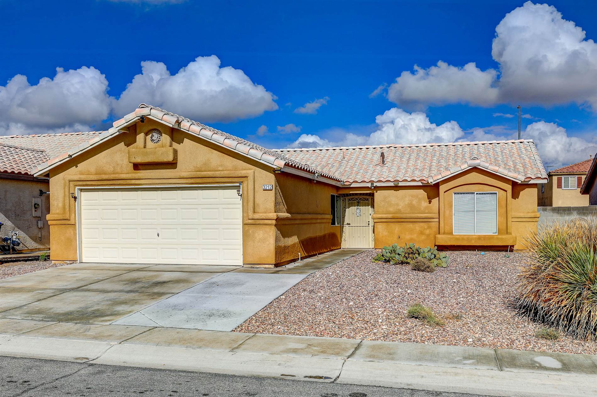 3212 Lost Ridge, Las Vegas, NV 89031
