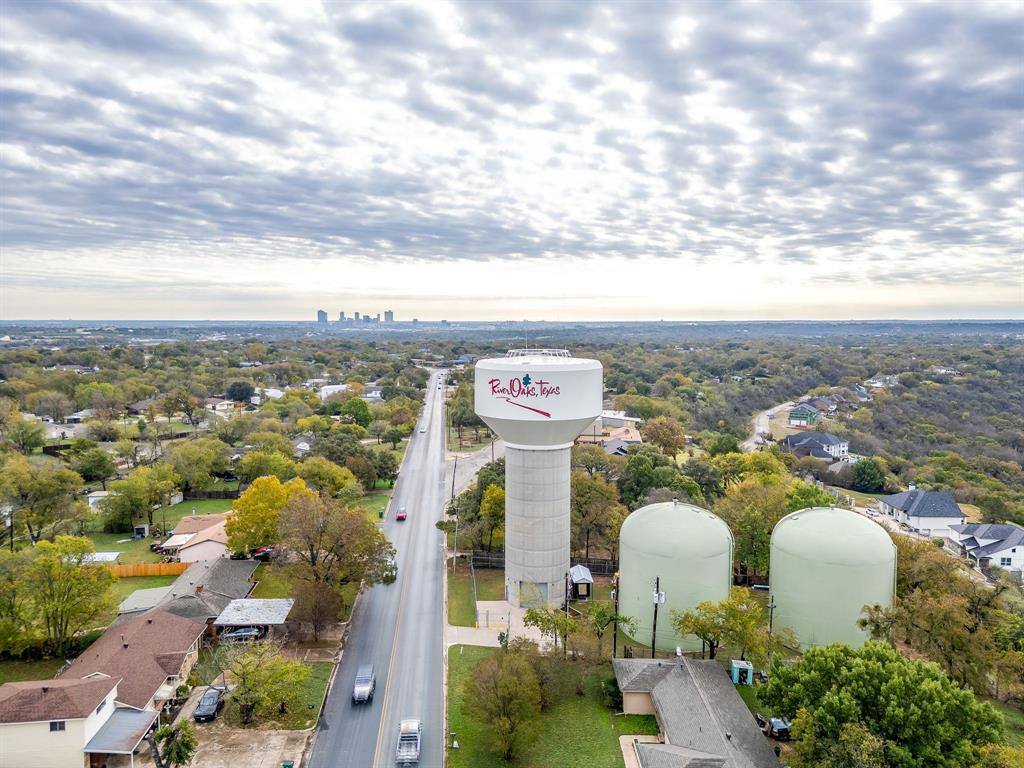 5550 Baylor Avenue, River Oaks, TX 76114