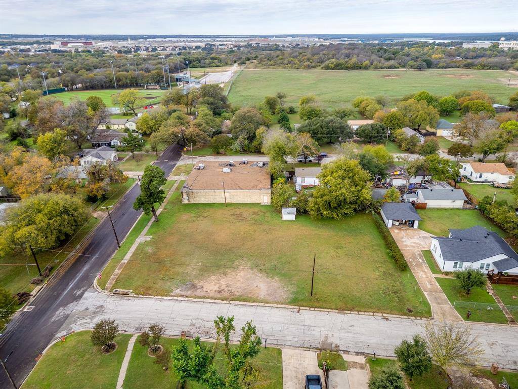5550 Baylor Avenue, River Oaks, TX 76114