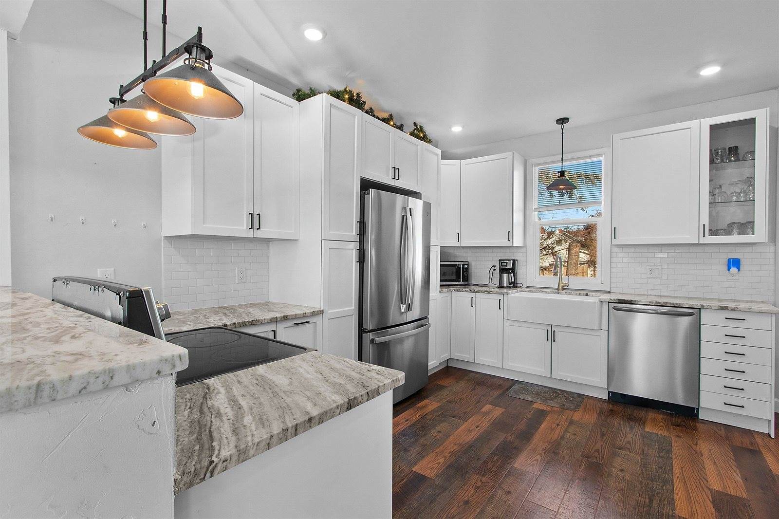 926 Elizabeth Avenue, Marinette, WI 54143