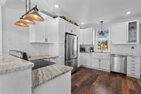 926 Elizabeth Avenue, Marinette, WI 54143