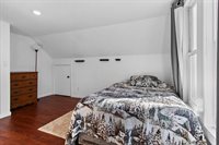 926 Elizabeth Avenue, Marinette, WI 54143