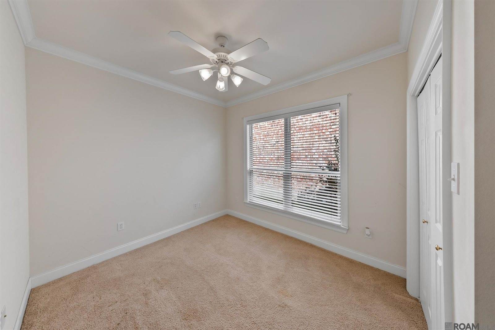 5448 Courtyard Dr, Gonzales, LA 70737