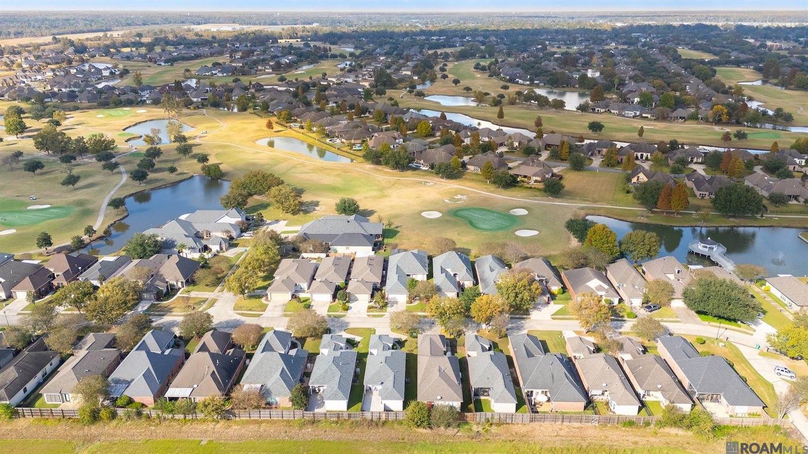 5448 Courtyard Dr, Gonzales, LA 70737