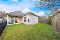 5448 Courtyard Dr, Gonzales, LA 70737