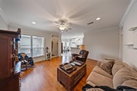 5448 Courtyard Dr, Gonzales, LA 70737