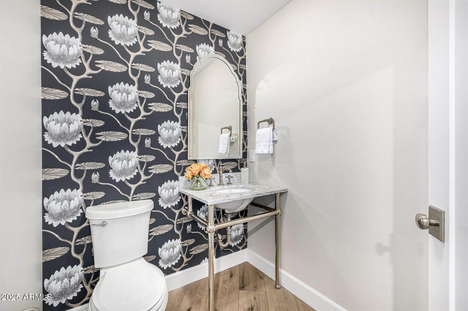 1625 Palmcroft Way SW, Phoenix, AZ 85007