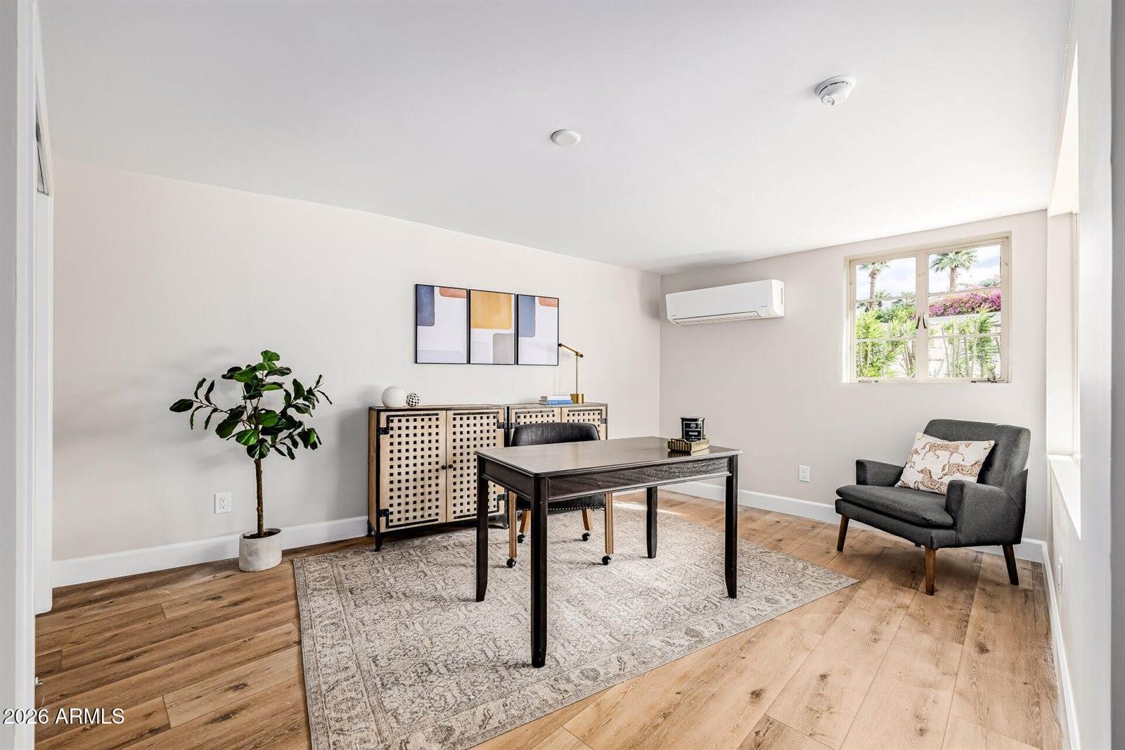 1625 Palmcroft Way SW, Phoenix, AZ 85007