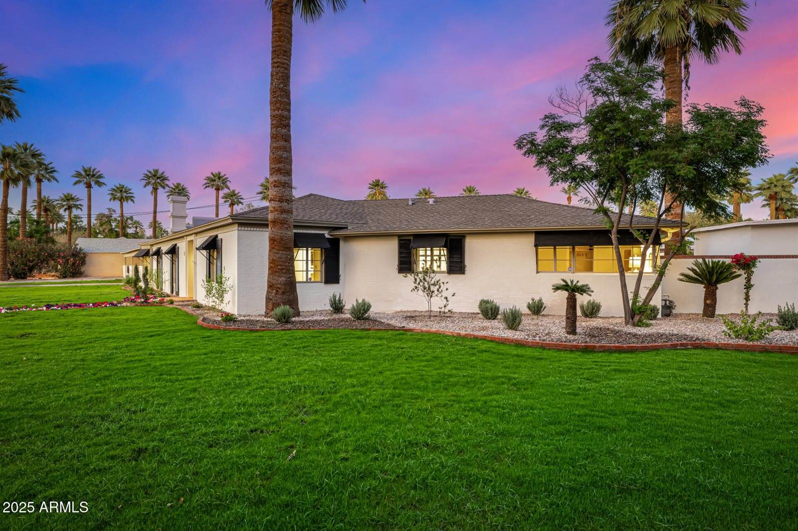 1625 Palmcroft Way SW, Phoenix, AZ 85007