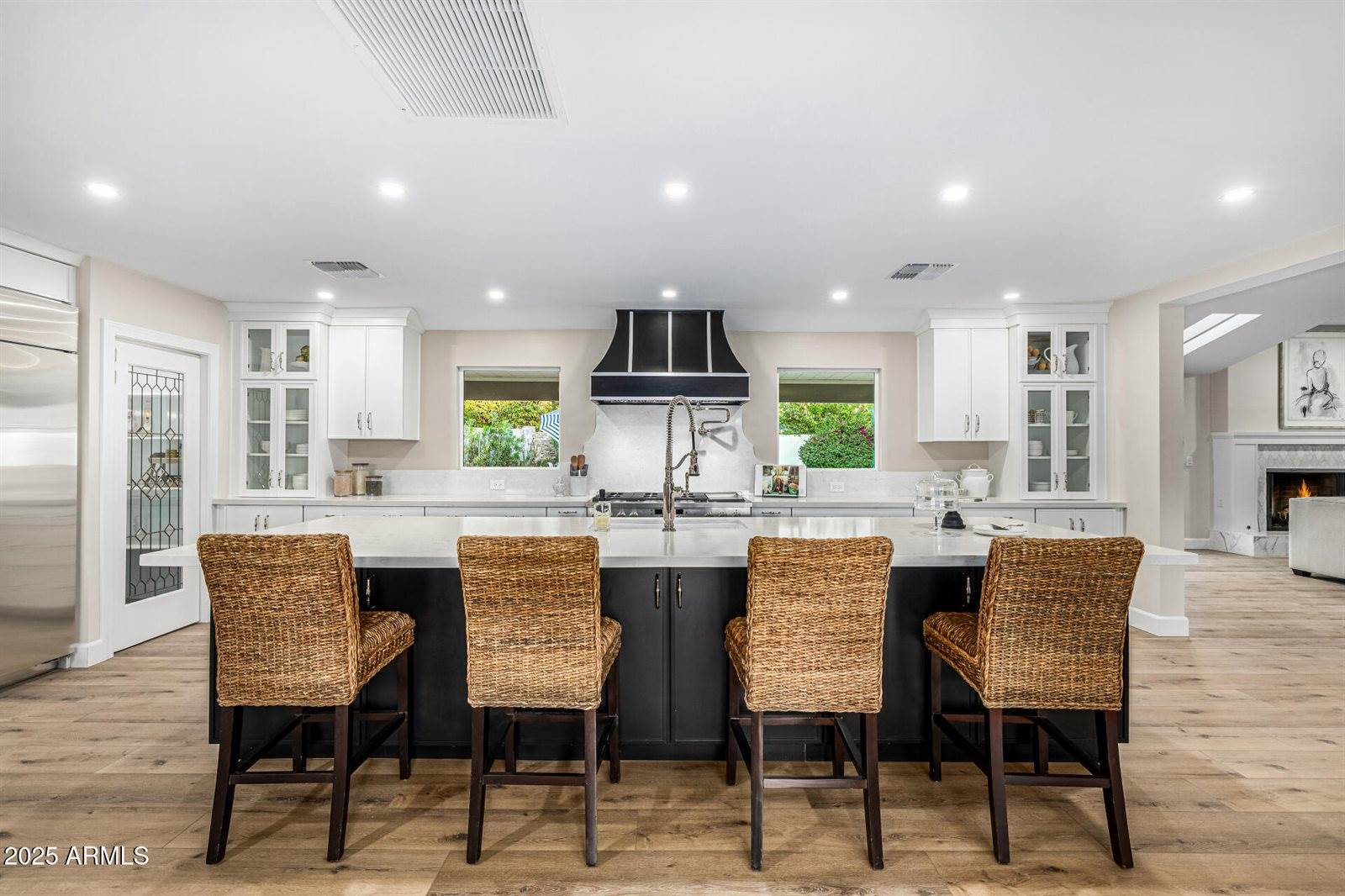 1625 Palmcroft Way SW, Phoenix, AZ 85007