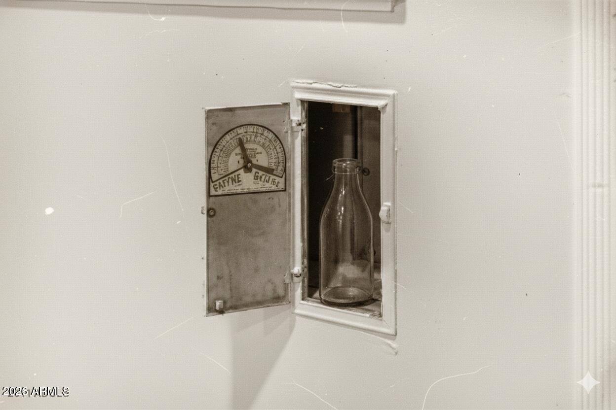 1625 Palmcroft Way SW, Phoenix, AZ 85007