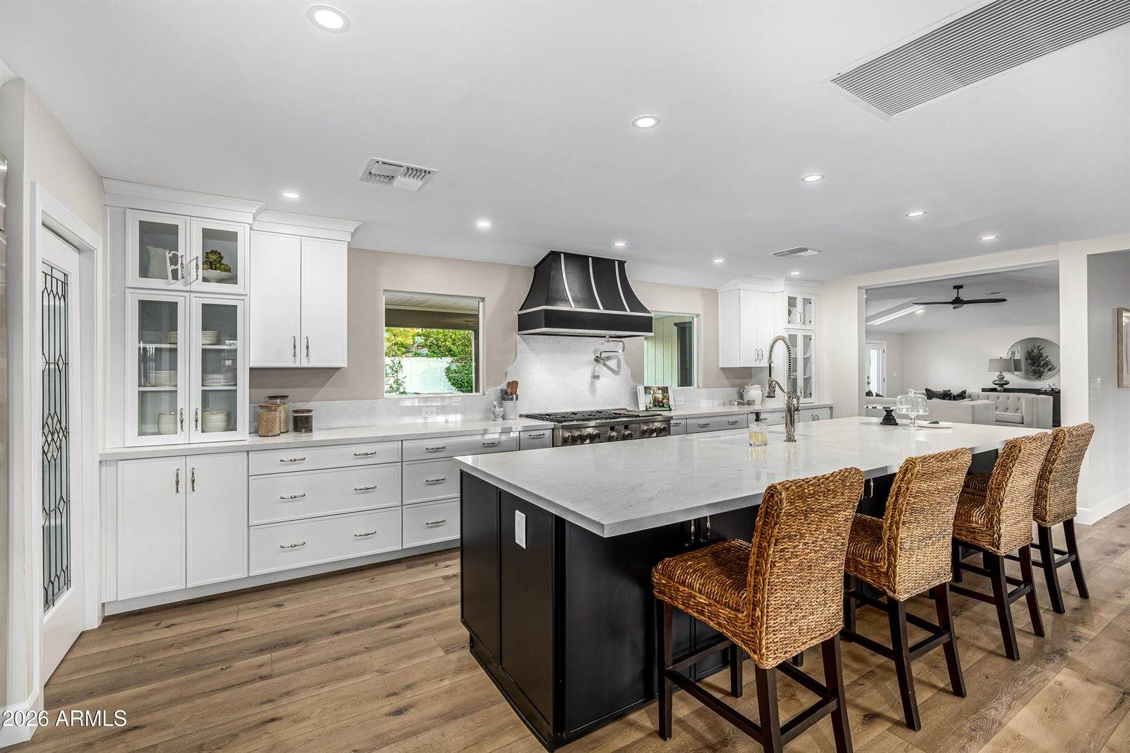 1625 Palmcroft Way SW, Phoenix, AZ 85007