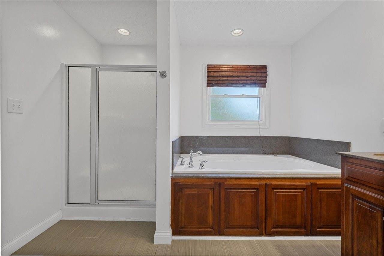 147 Calvin Court, Bowling Green, KY 42104