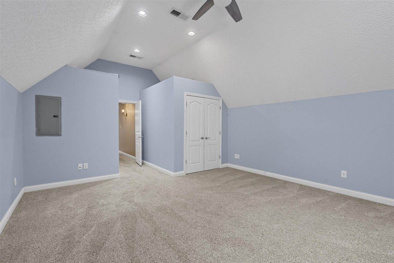 147 Calvin Court, Bowling Green, KY 42104