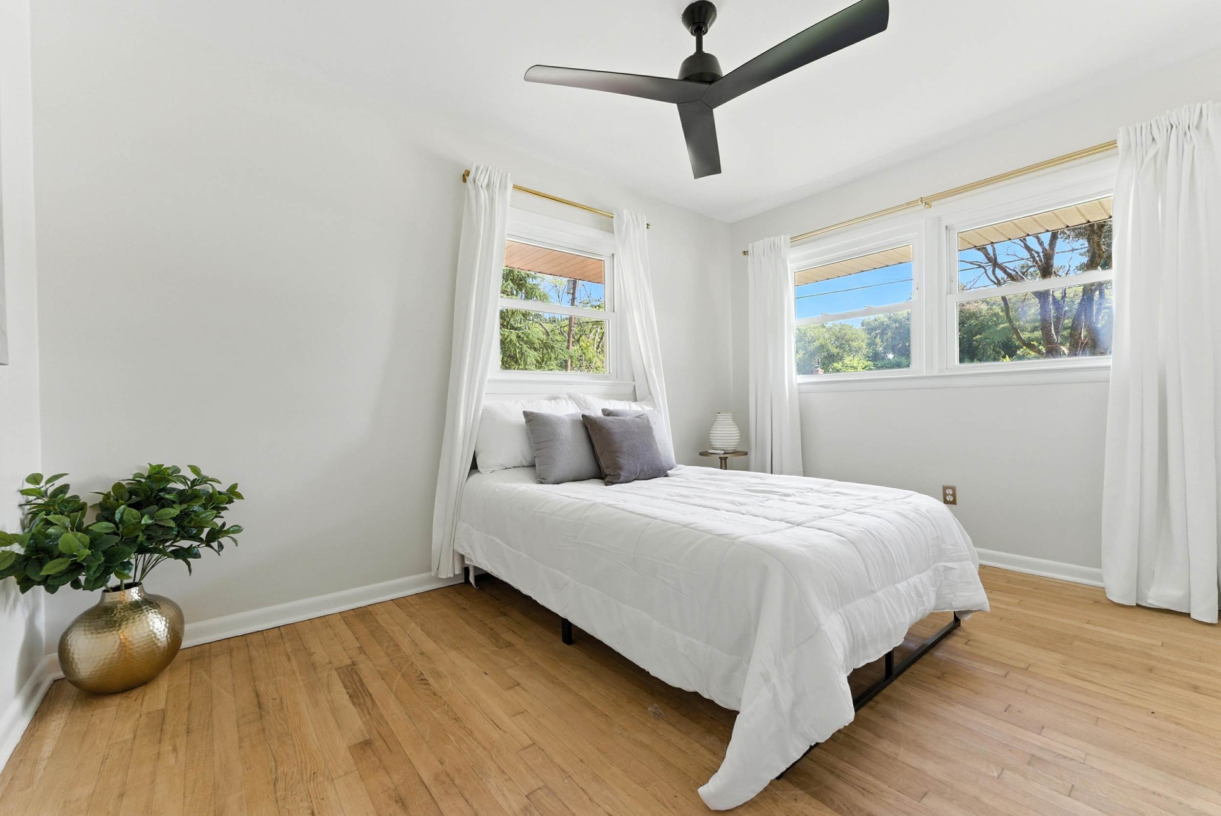 477 Windemere Road, Newport News, VA 23602