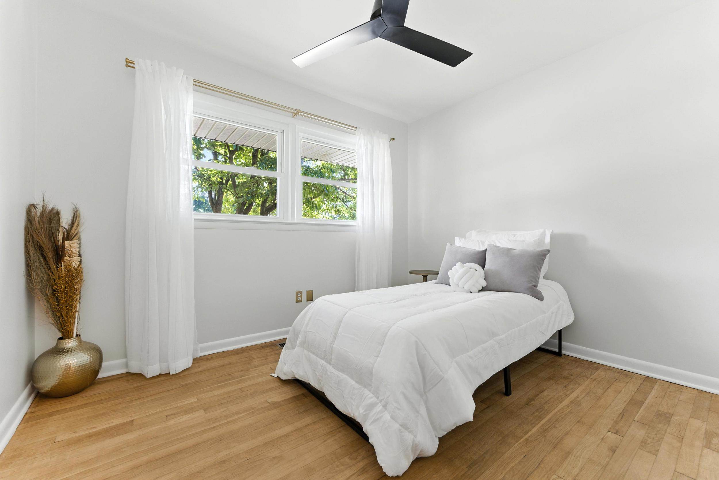 477 Windemere Road, Newport News, VA 23602