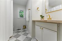 477 Windemere Road, Newport News, VA 23602